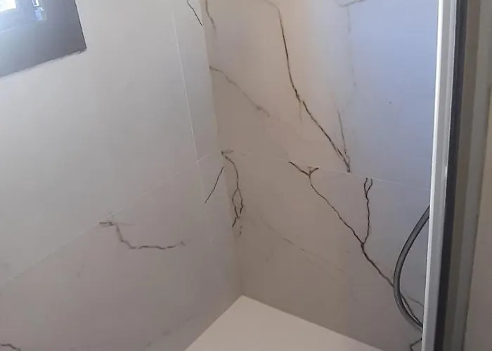 Chez Sabrine - Via Fiume 112 Apartment La Spezia