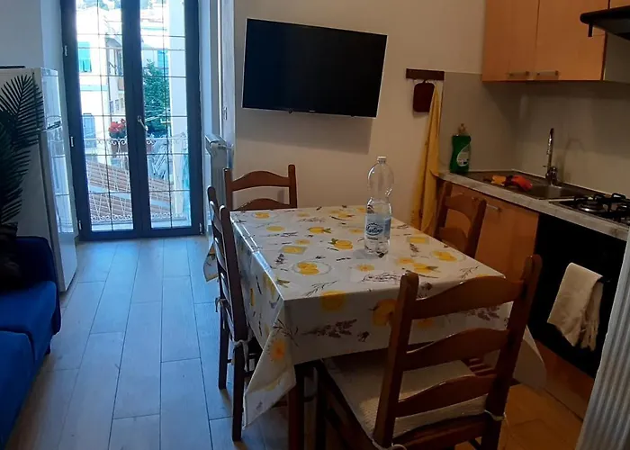 Apartment Chez Sabrine - Via Fiume 112 *