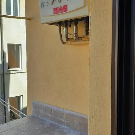 Chez Sabrine - Via Fiume 112
