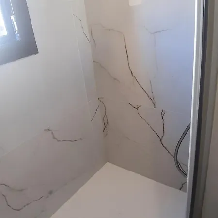 Chez Sabrine - Via Fiume 112 Apartamento La Spezia